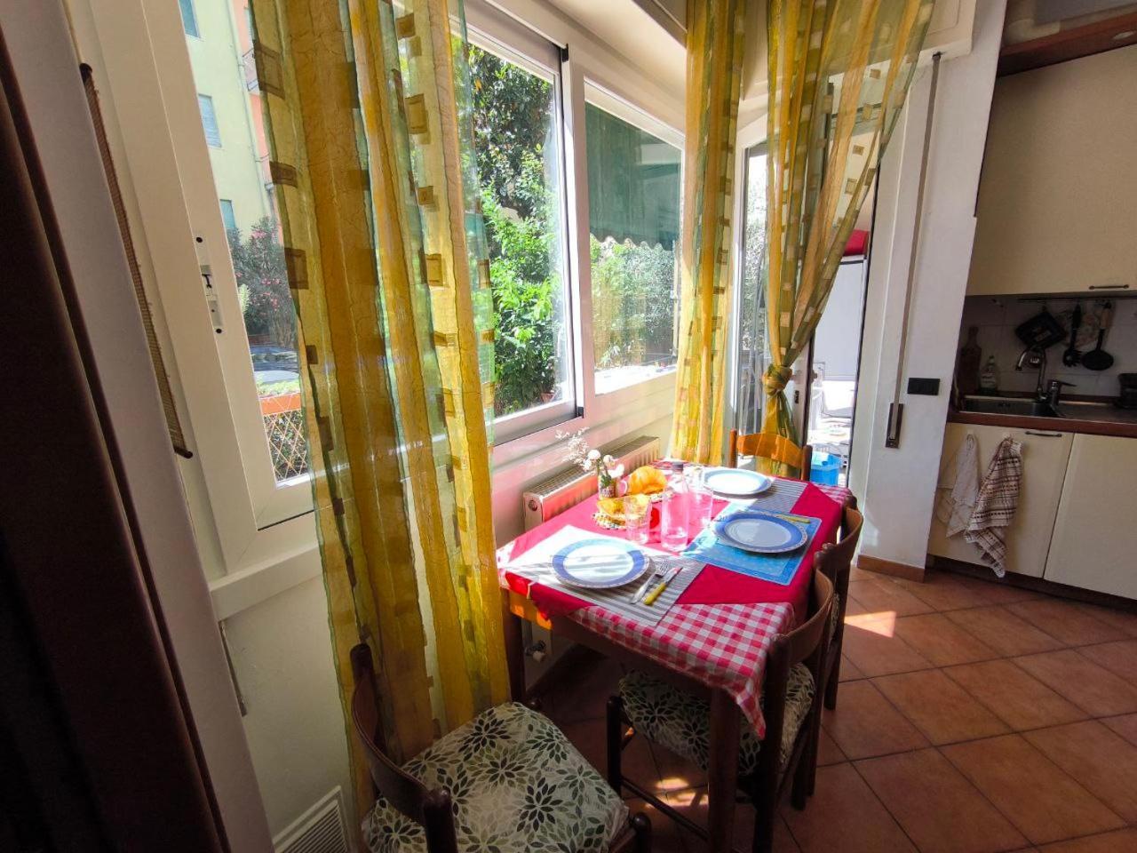 Casa Marechiaro Con Parcheggio Incluso E Giardino Apartment Rapallo Exterior photo
